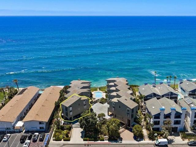 Condo for sale in Cardiff, California