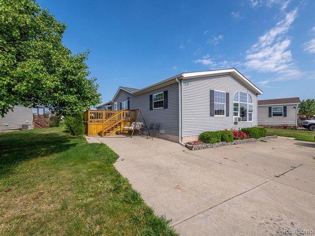 House for sale in Dundee, Michigan