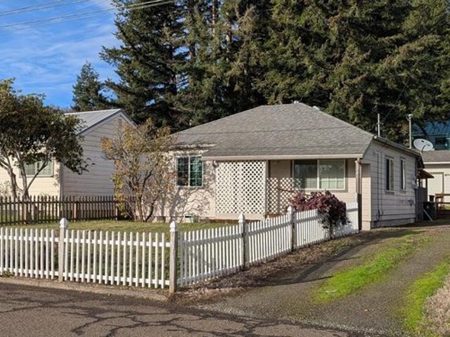 House for sale in Oregonia