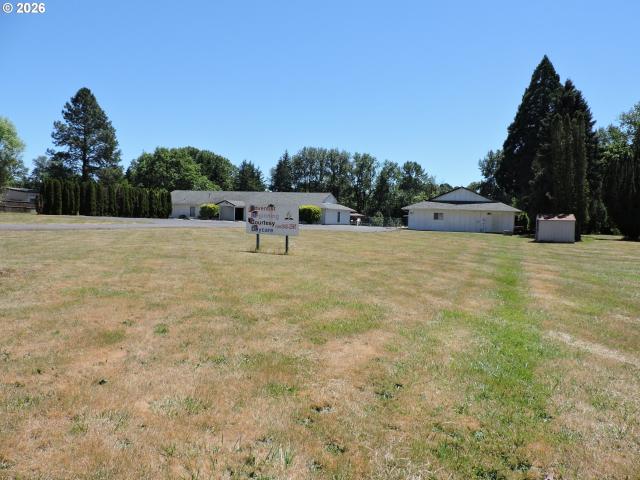 Commercial for sale in Oregonia