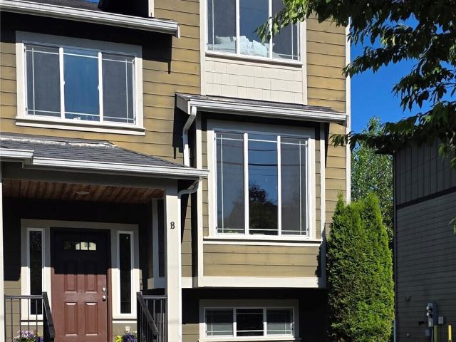 Condo for sale in Everett