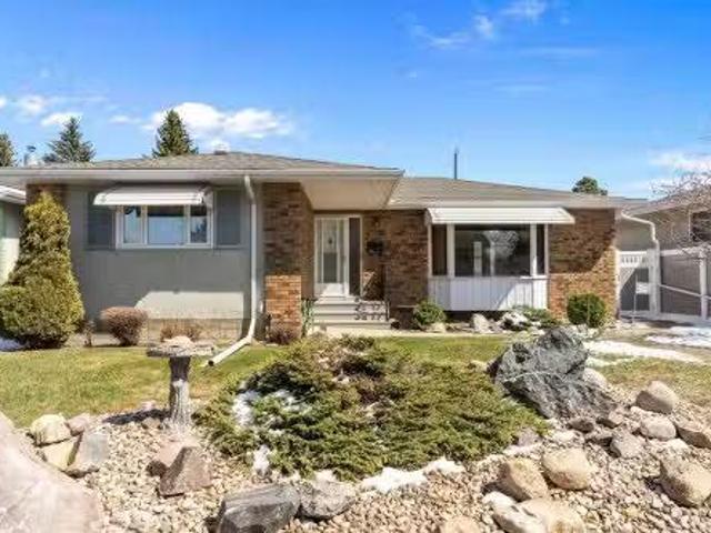 House for sale in Wedgewood, Alberta