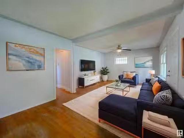 House for sale in Wedgewood, Alberta