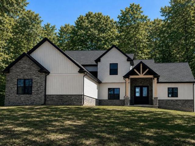 House for sale in Fenton, Michigan
