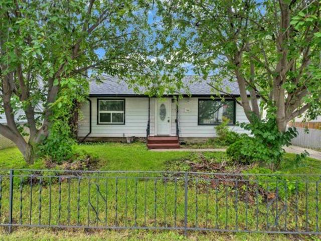 House for sale in Wedgewood, Alberta