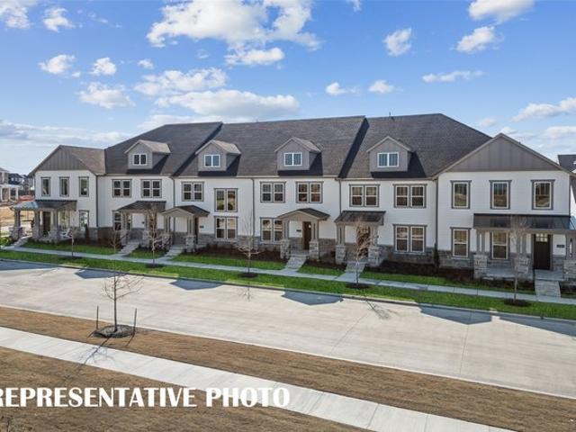 Townhouse for sale in Frisco, Texas