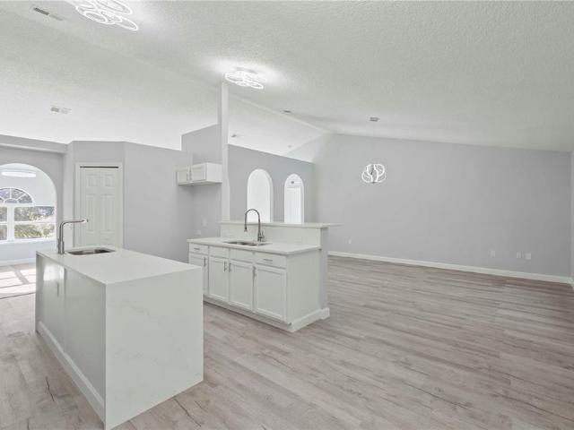 House for sale in Minneola, Florida