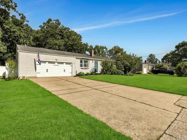 House for sale in East Islip, Town of Islip