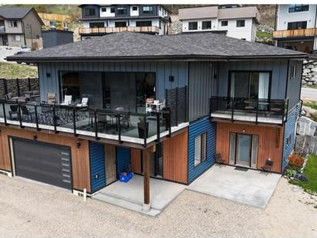House for sale in Rossland, British Columbia