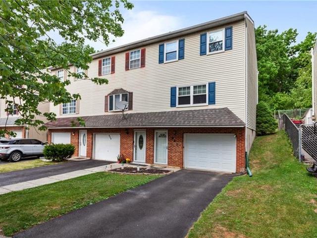 Townhouse for sale in Lehigh, Pennsylvania