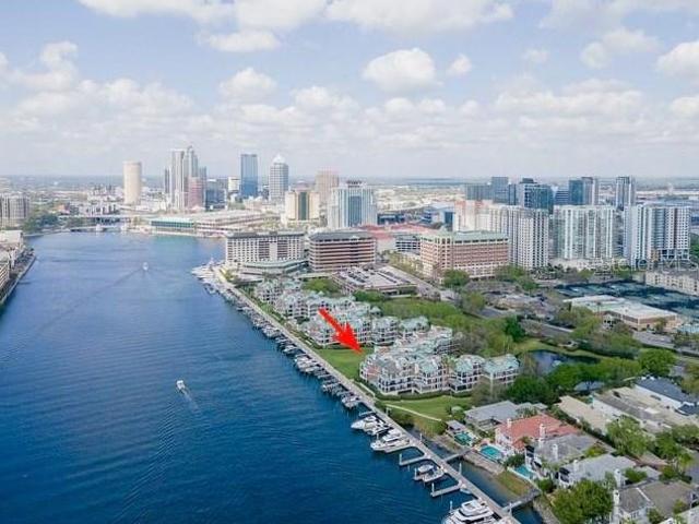 Condo for sale in Tampa, Florida