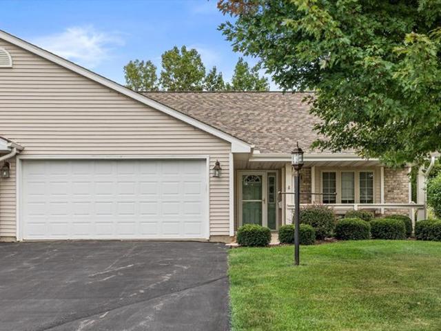 Condo for sale in Oak Creek, Milwaukee County