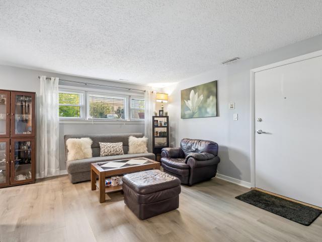 Condo for sale in Riverview, Schiller Park