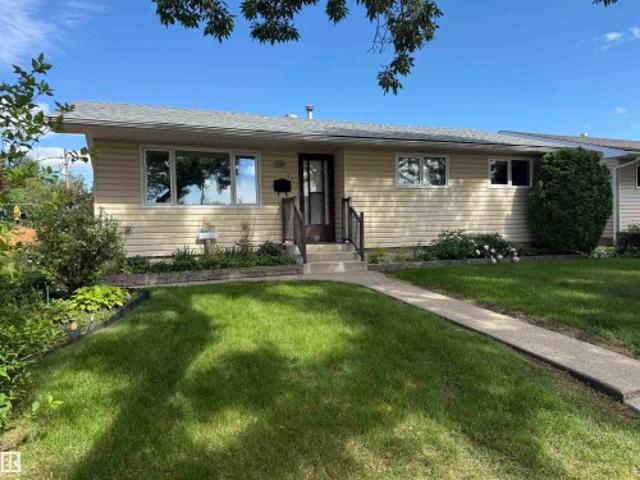 House for sale in Fort Saskatchewan, Alberta