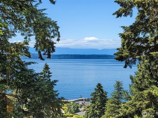House for sale in Edmonds, Washington