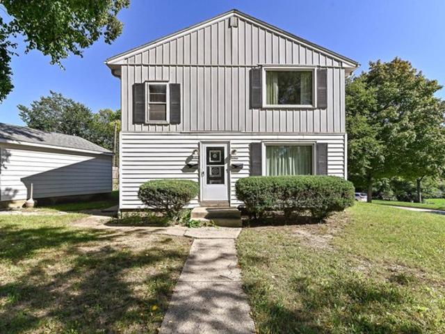 House for sale in Milwaukee, Milwaukee County