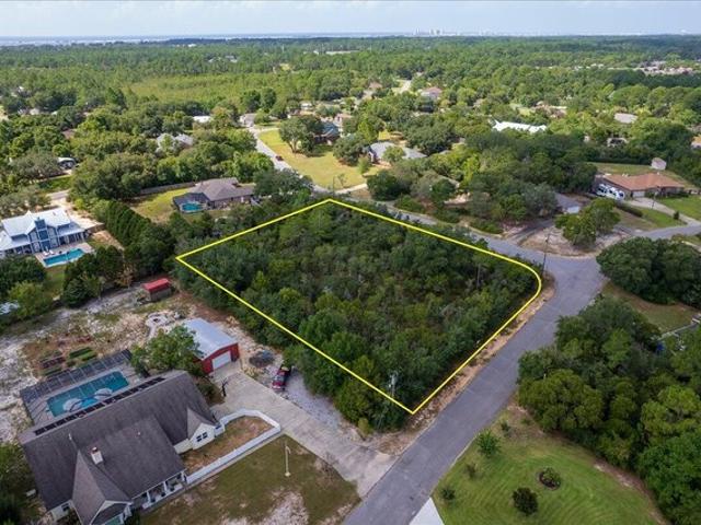 Land for sale in Navarre, Florida