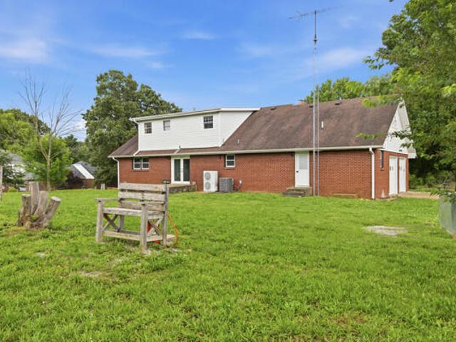 House for sale in Barry, Missouri