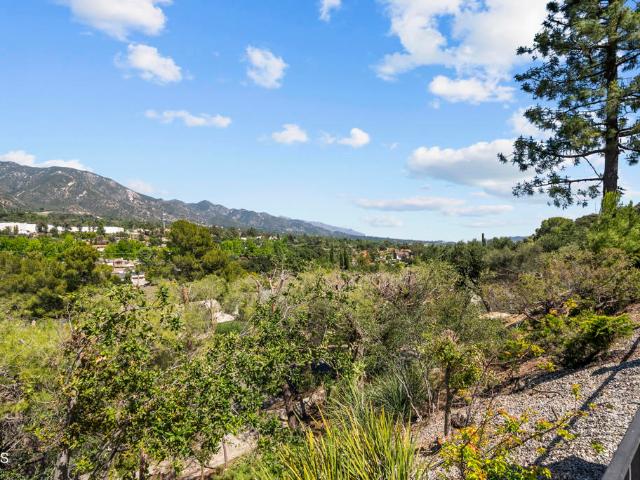 Property for rent in Canoga Park, California