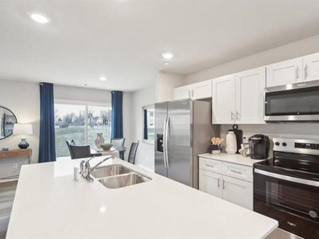 Townhouse for sale in Linn, Iowa