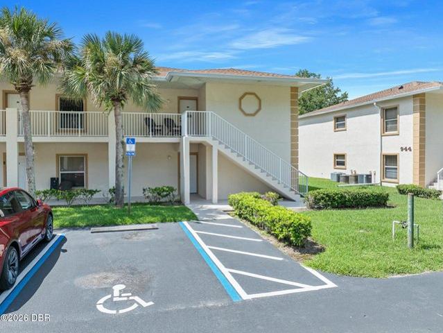 Condo for sale in Holly Hill, Florida