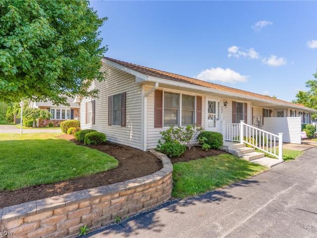 Condo for sale in Salem, Ohio