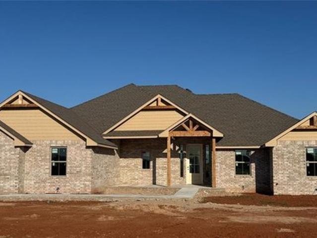 House for sale in Piedmont, Oklahoma