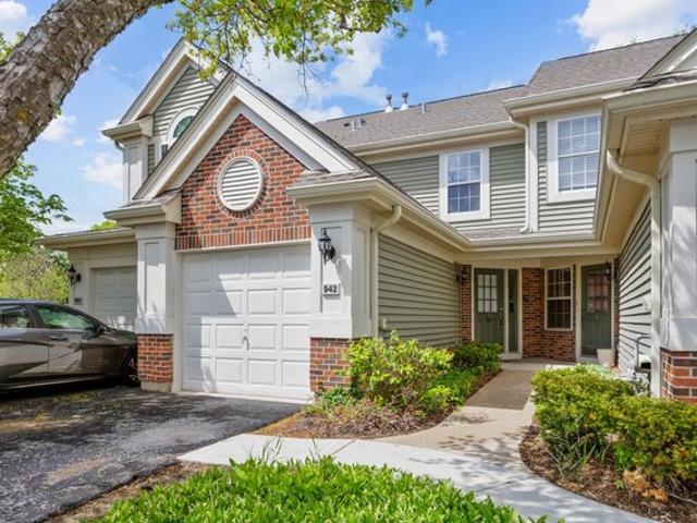 Townhouse for sale in Elk Grove Village, Illinois