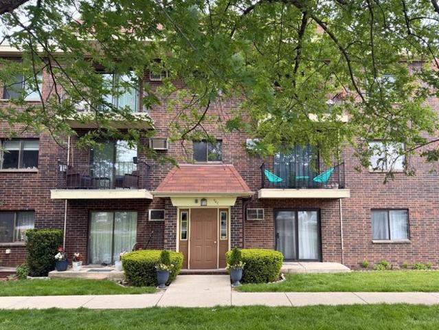 Condo for sale in Addison, Illinois