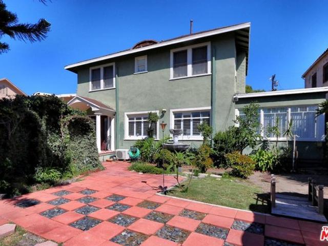 House for sale in Koreatown, Los Angeles