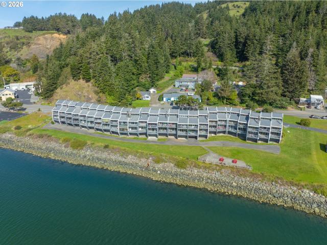 Condo for sale in Oregonia