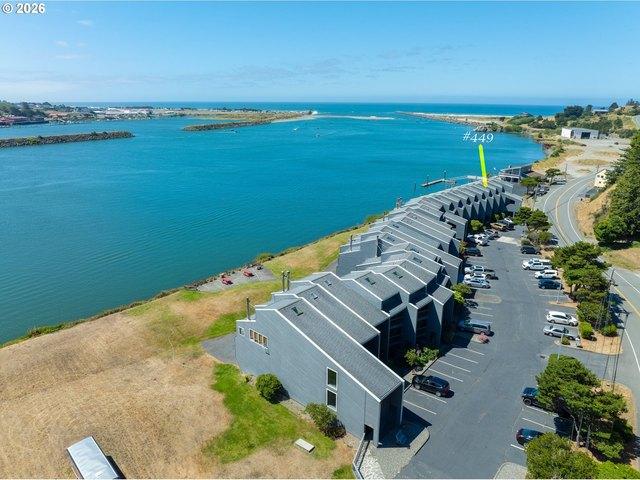 Condo for sale in Oregonia