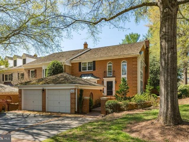 Townhouse for sale in Potomac, Maryland
