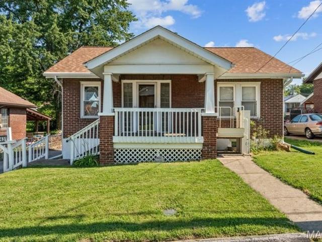 House for sale in Saint John, Missouri