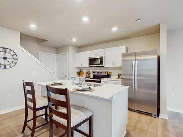 Townhouse for sale in Linn, Iowa