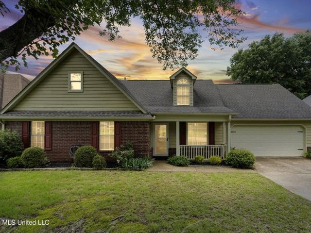 House for sale in Nesbit, Mississippi