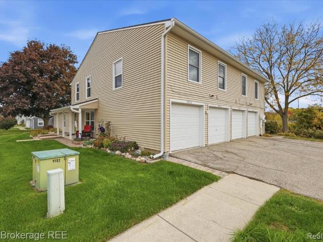 Condo for sale in Wildwood, Davison