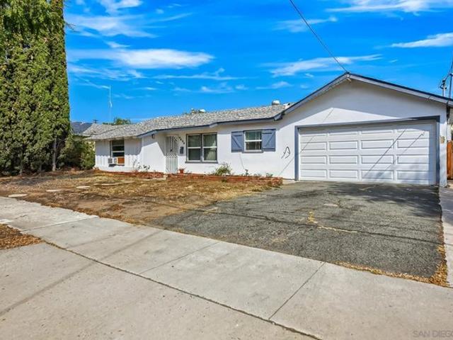 House for sale in Santee, California