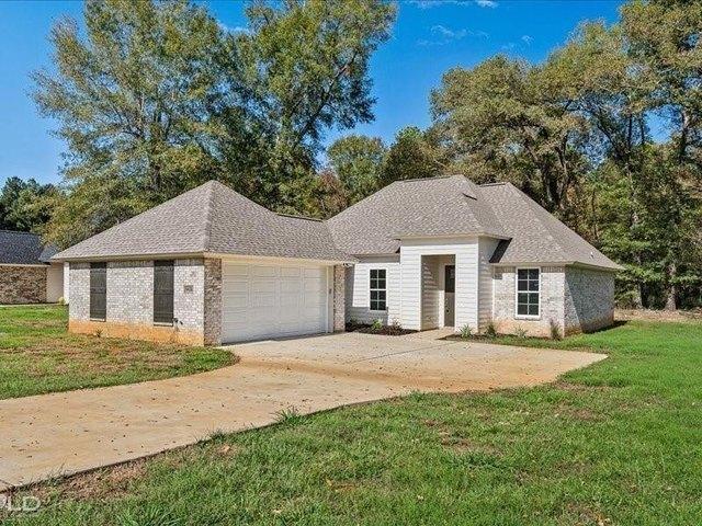 House for sale in Greenwood, Louisiana