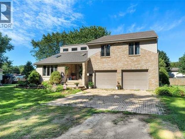 House for sale in Kingsville, Ontario