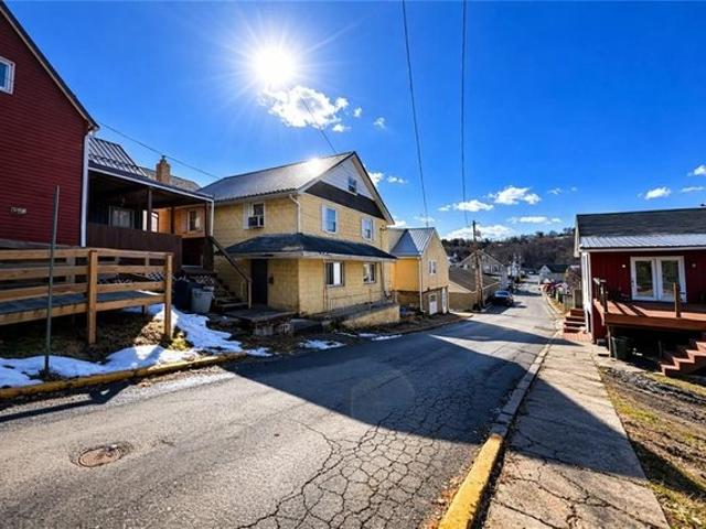 House for sale in Kittanning, Pennsylvania
