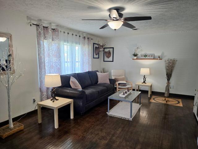 House for sale in Mount Vernon, Missouri