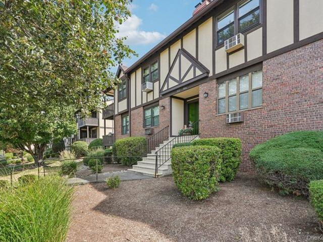 Condo for sale in Rockland, New York