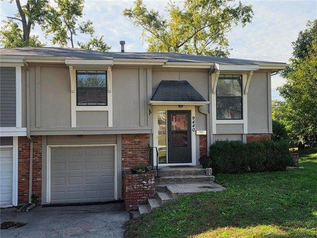 Townhouse for sale in Westbrooke South, Overland Park