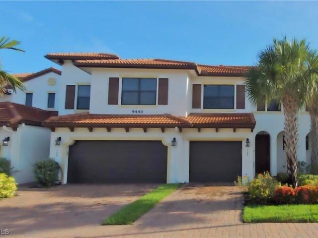 Townhouse for sale in Fort Myers