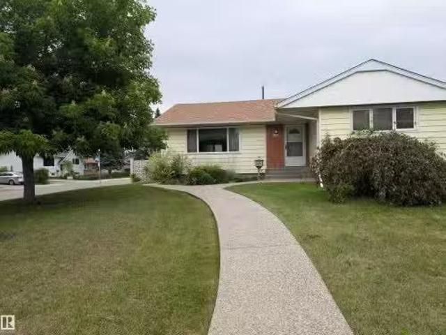 House for sale in Wedgewood, Alberta