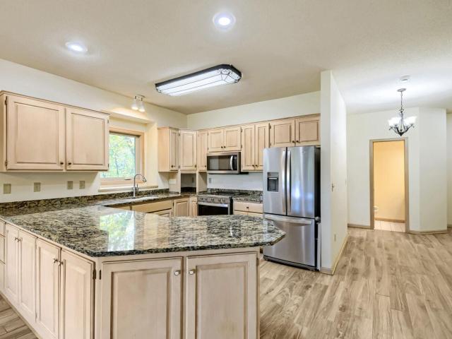 Townhouse for sale in Meadowview Estates, Maple Grove