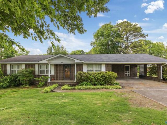 House for sale in Arab, Alabama