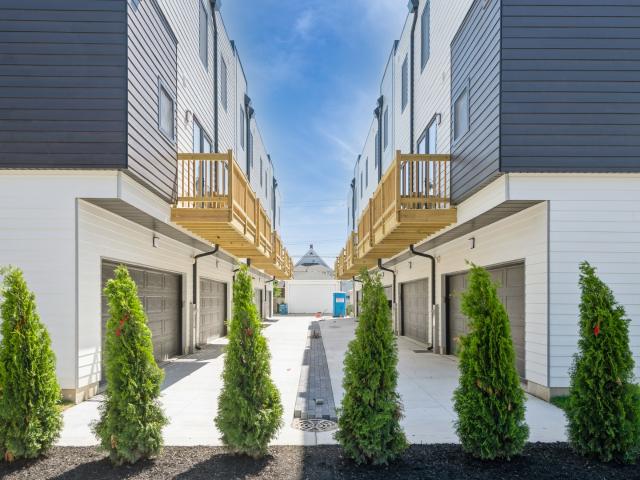 Townhouse for sale in Forest Park