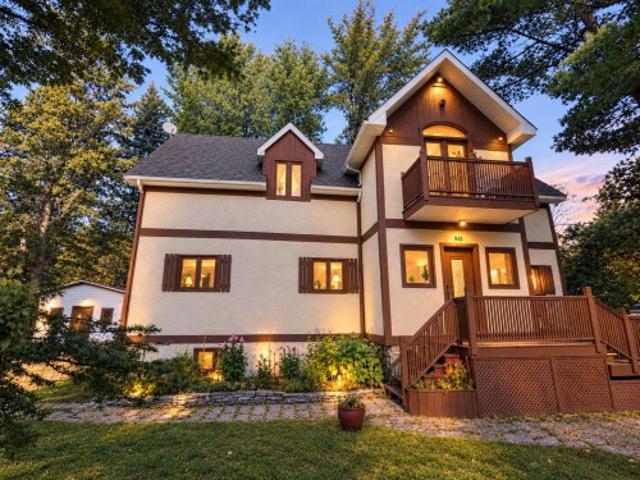 House for sale in Val-David, Laurentides